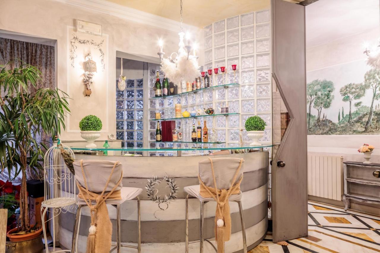 Hotel Luciana Марина-ді-Масса Екстер'єр фото