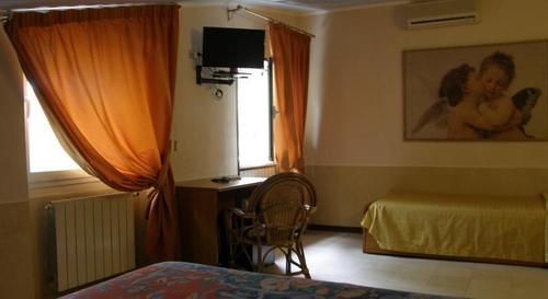 Hotel Luciana Марина-ді-Масса Екстер'єр фото